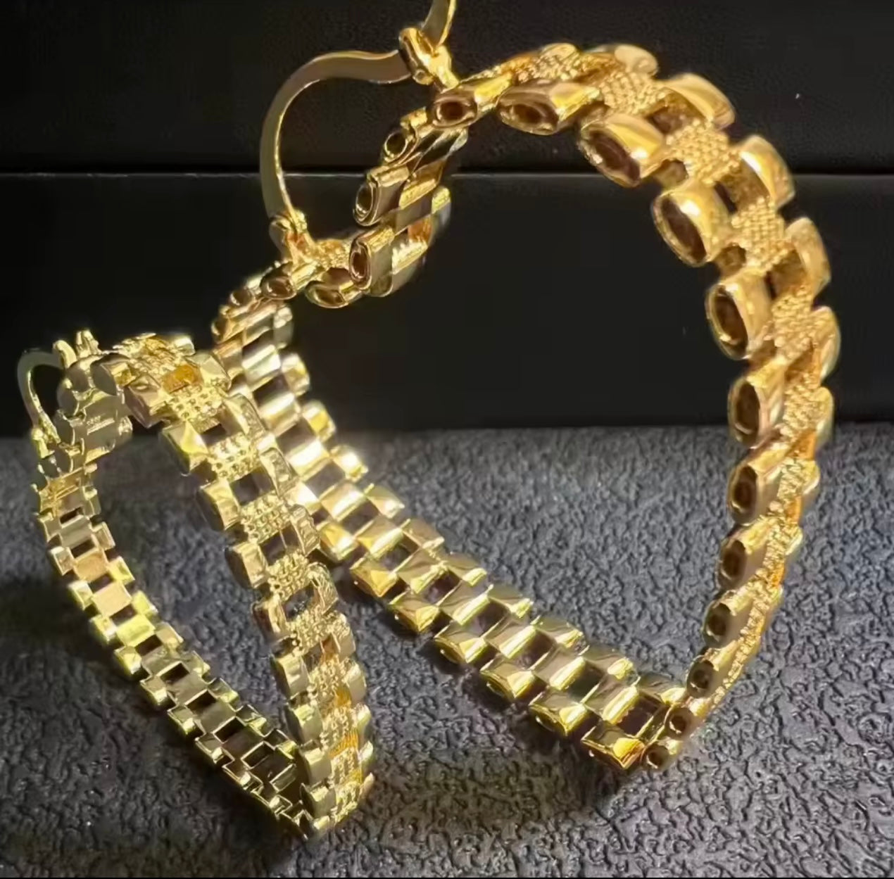 Rolex heart hoop