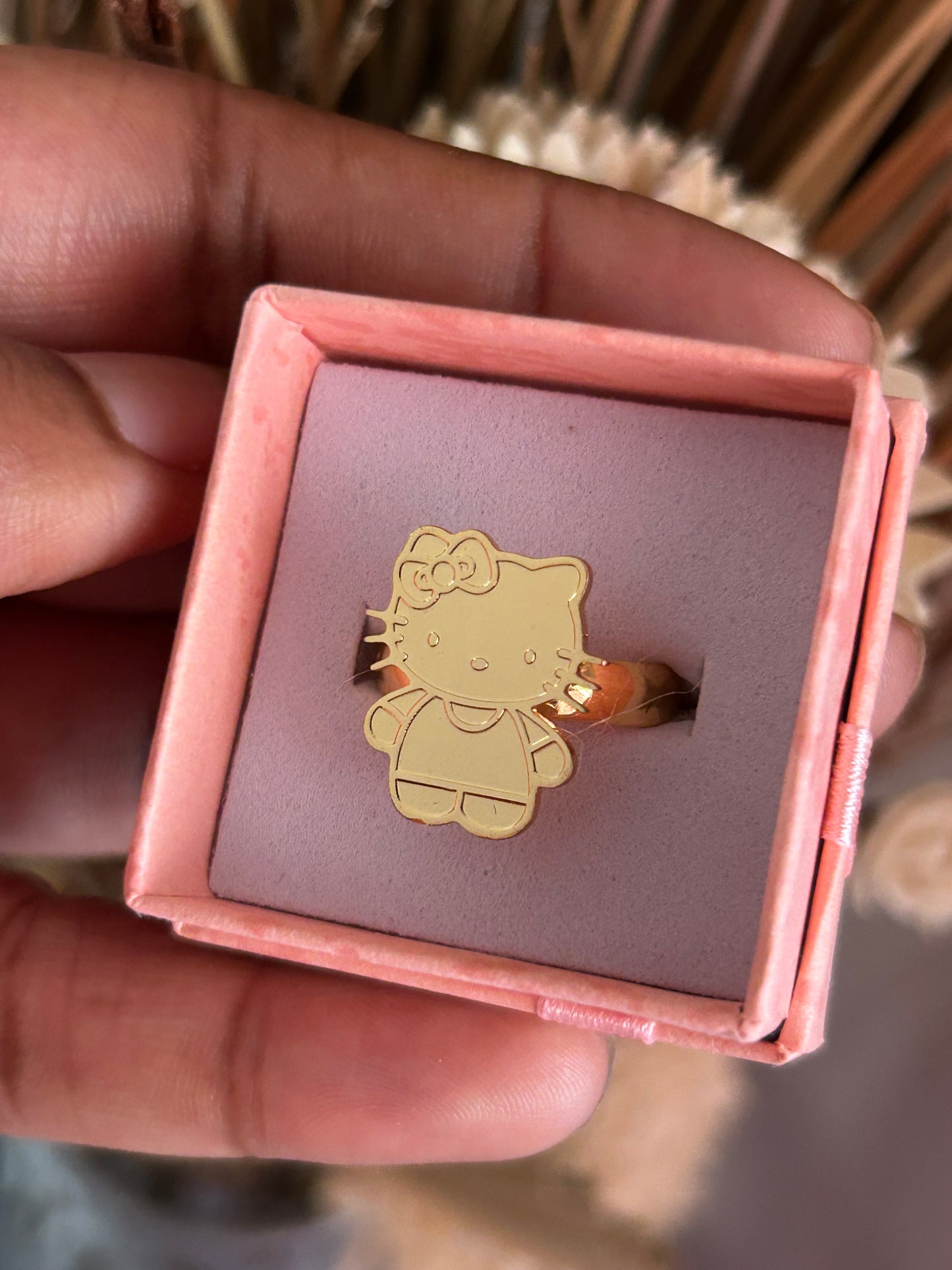 Hello Kitty, ring